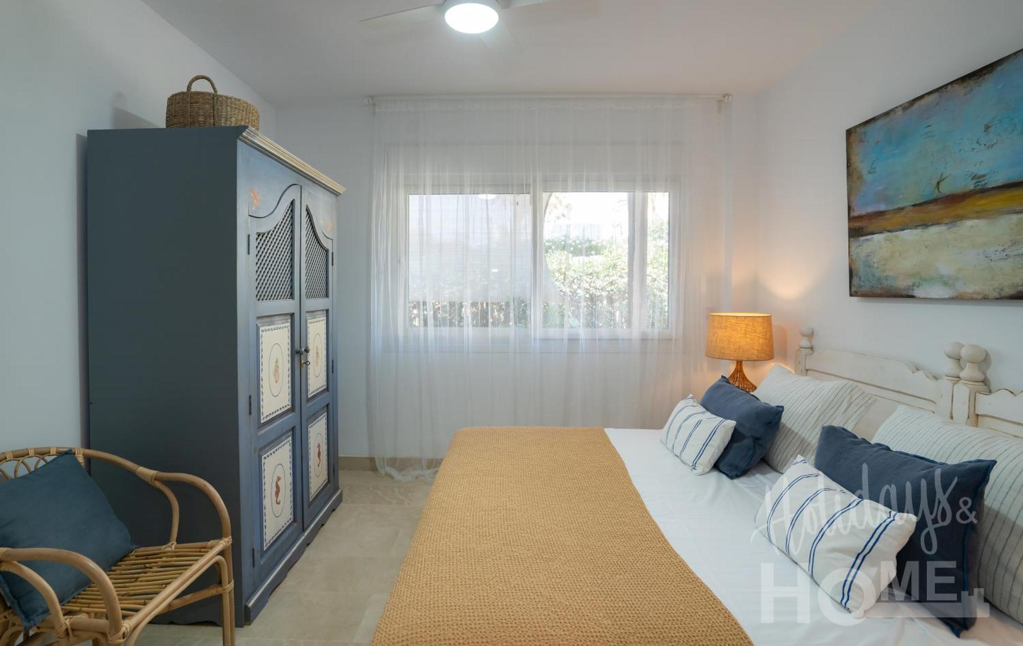 Lägenhet Neptuno Ii Beachfront Elviria,sea Views,lovely Terrace And Pool Marbella
